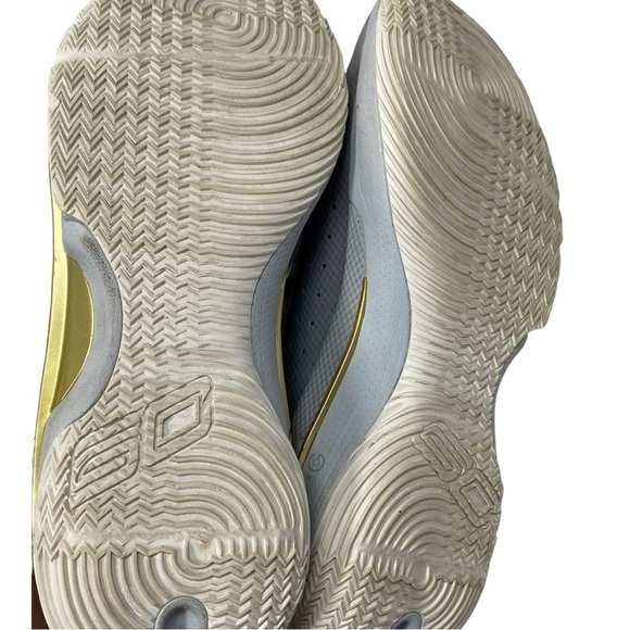 Under Armour Curry 7 Chinese New Year 2020 Men's 13 Gray Pink Floral - Picture 16 of 16